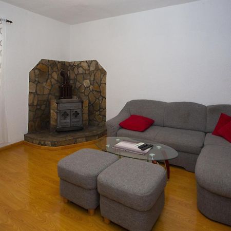 Apartments With A Parking Space Podgora, Makarska - 12816 Rom bilde